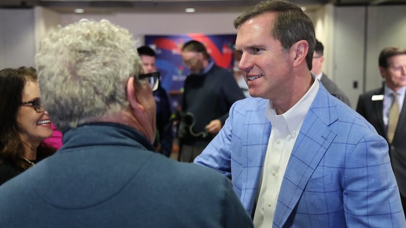 Gov. Beshear attends Tate Inc. announcement in Glasgow, KY.